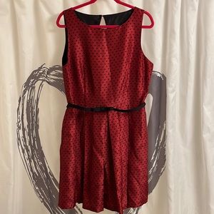 Women’s plus size retro style dress with bow belt in EUC.